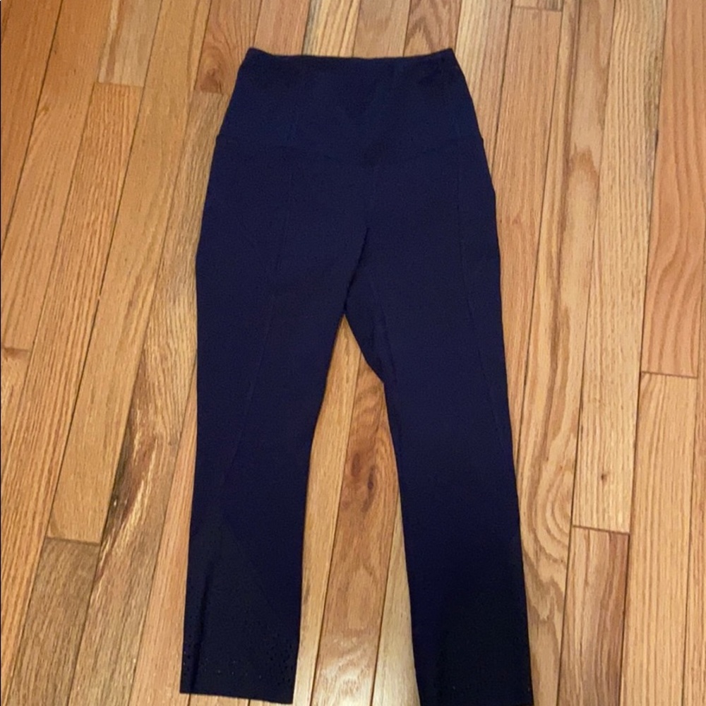 Lululemon anew crop